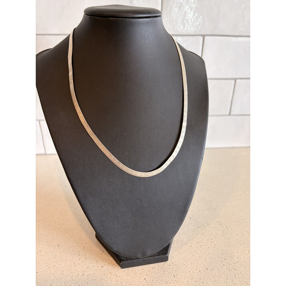 EURS 925 Sterling Silver Herringbone Chain Necklace 18” 14g floral Italy Vtg
